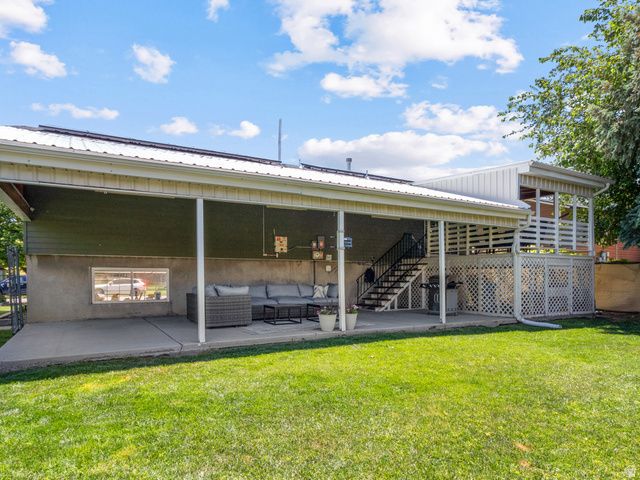 877 N STARCREST DR, Salt Lake City, UT 84116