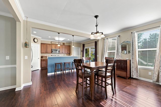 719 Crestmark Dr, Mount Juliet, TN 37122