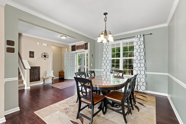 719 Crestmark Dr, Mount Juliet, TN 37122