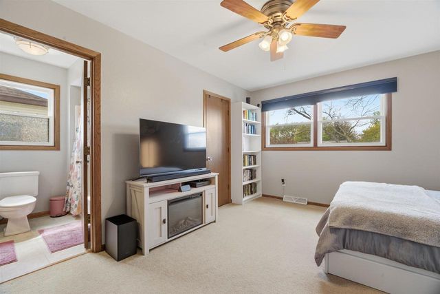 510 SILVER SPRING DRIVE, Green Bay, WI 54303