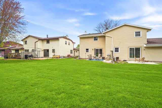 510 SILVER SPRING DRIVE, Green Bay, WI 54303