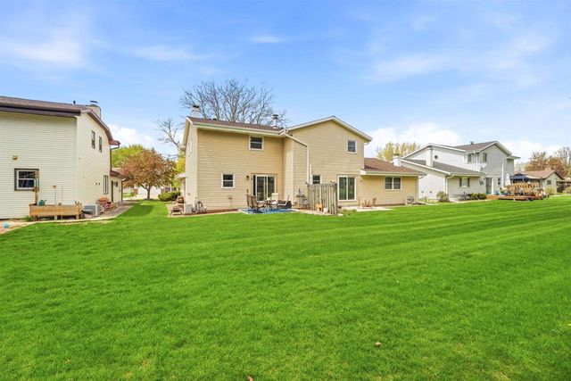 510 SILVER SPRING DRIVE, Green Bay, WI 54303
