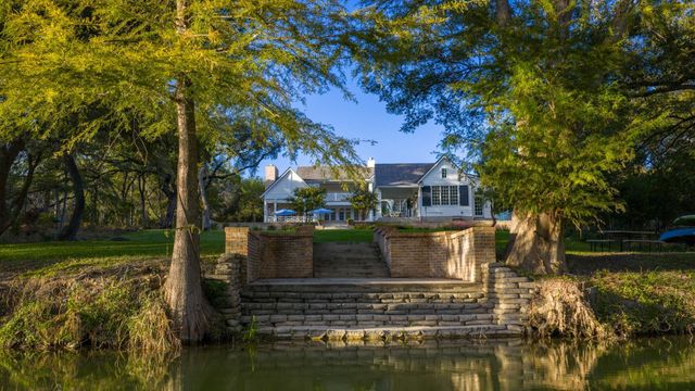 1755 Riada Drive, New Braunfels, TX 78132