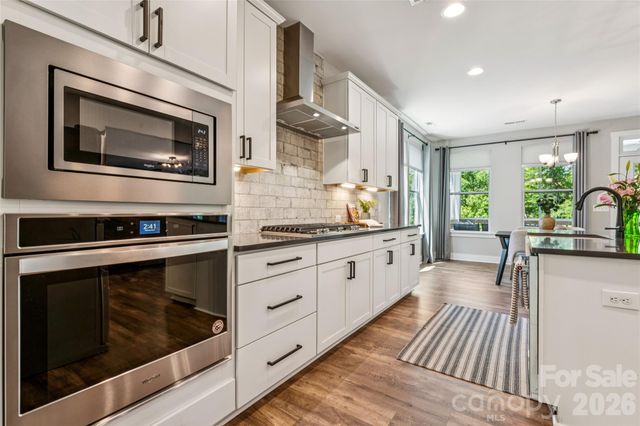 1074 Weir Court, Fort Mill, SC 29708