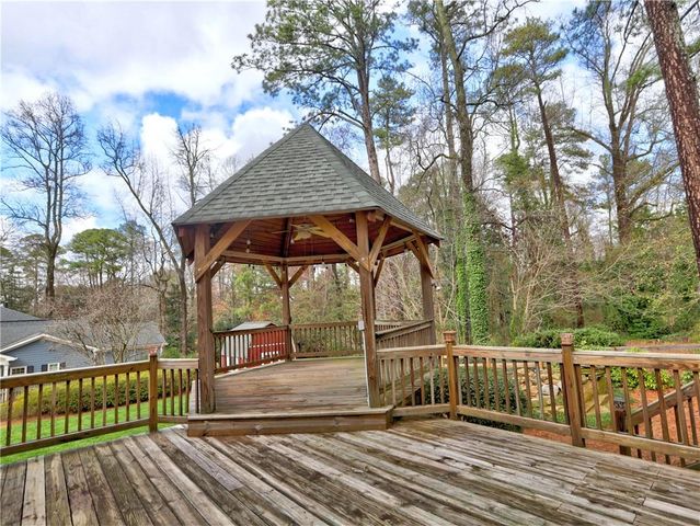 3953 Vinyard Trace NE, Marietta, GA 30062