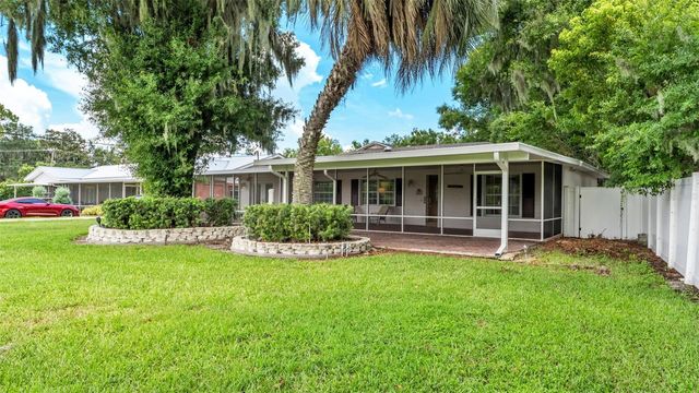 913 E LAKE PARKER DRIVE, Lakeland, FL 33801