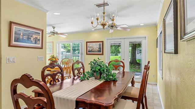 913 E LAKE PARKER DRIVE, Lakeland, FL 33801