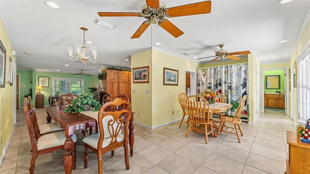 913 E LAKE PARKER DRIVE, Lakeland, FL 33801