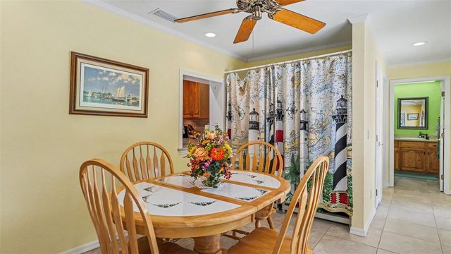 913 E LAKE PARKER DRIVE, Lakeland, FL 33801