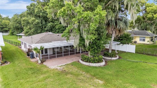 913 E LAKE PARKER DRIVE, Lakeland, FL 33801