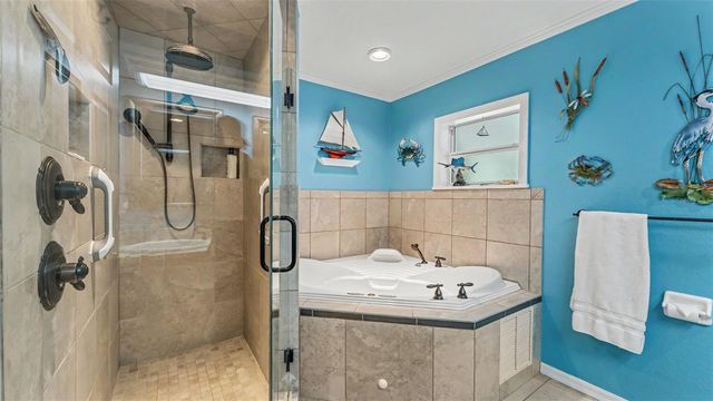 913 E LAKE PARKER DRIVE, Lakeland, FL 33801