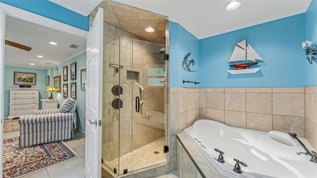 913 E LAKE PARKER DRIVE, Lakeland, FL 33801