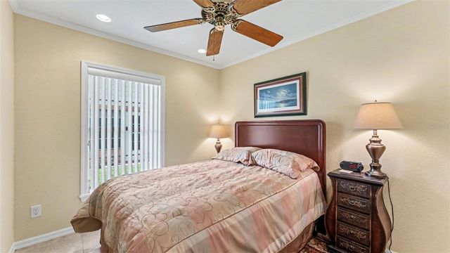 913 E LAKE PARKER DRIVE, Lakeland, FL 33801