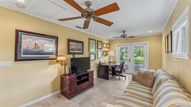 913 E LAKE PARKER DRIVE, Lakeland, FL 33801