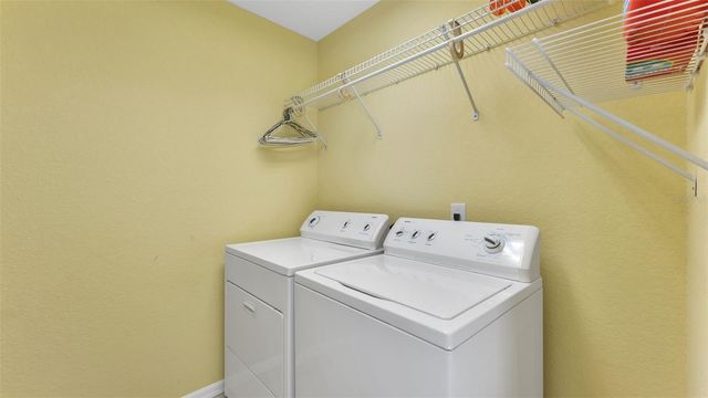 913 E LAKE PARKER DRIVE, Lakeland, FL 33801