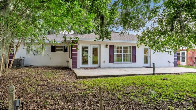 913 E LAKE PARKER DRIVE, Lakeland, FL 33801