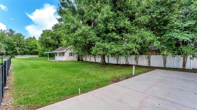 913 E LAKE PARKER DRIVE, Lakeland, FL 33801