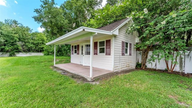 913 E LAKE PARKER DRIVE, Lakeland, FL 33801