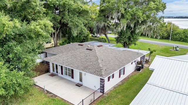 913 E LAKE PARKER DRIVE, Lakeland, FL 33801