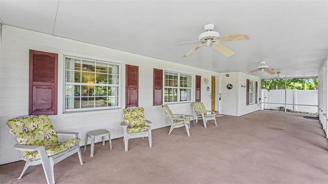 913 E LAKE PARKER DRIVE, Lakeland, FL 33801