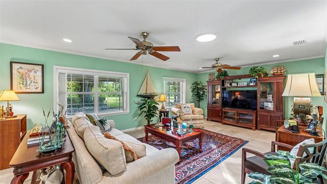 913 E LAKE PARKER DRIVE, Lakeland, FL 33801