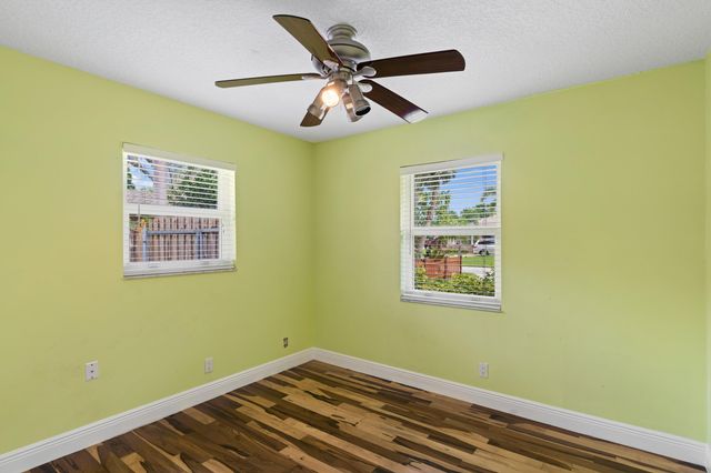 2996 Cardinal Drive, Delray Beach, FL 33444