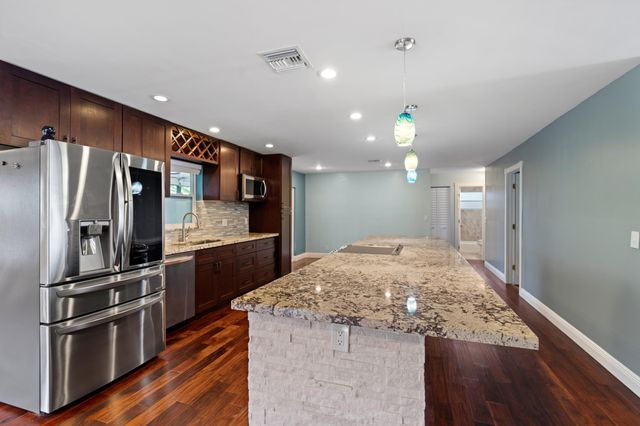 2996 Cardinal Drive, Delray Beach, FL 33444