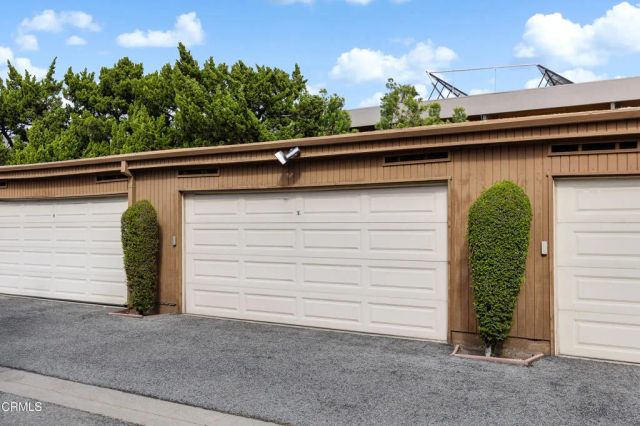 100 Hurlbut Street 2, Pasadena, CA 91105