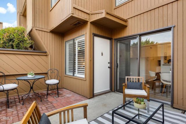 100 Hurlbut Street 2, Pasadena, CA 91105