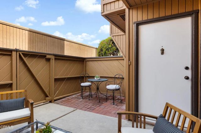 100 Hurlbut Street 2, Pasadena, CA 91105