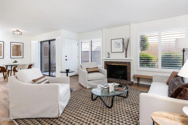 100 Hurlbut Street 2, Pasadena, CA 91105