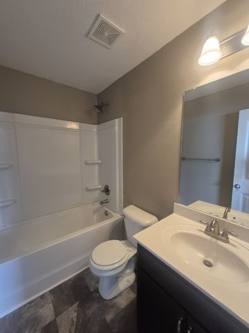 219 Alexander Blvd, Clarksville, TN 37040