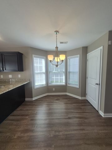 219 Alexander Blvd, Clarksville, TN 37040