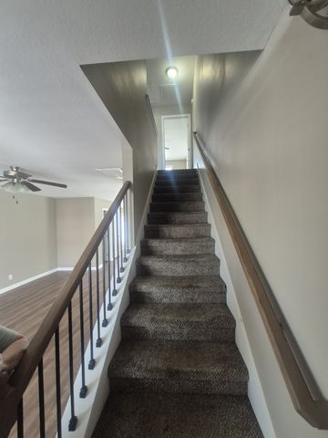 219 Alexander Blvd, Clarksville, TN 37040