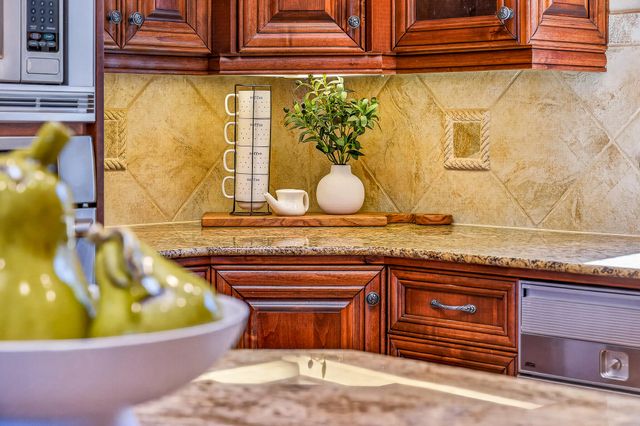19305 Brookside Way, Bend, OR 97702