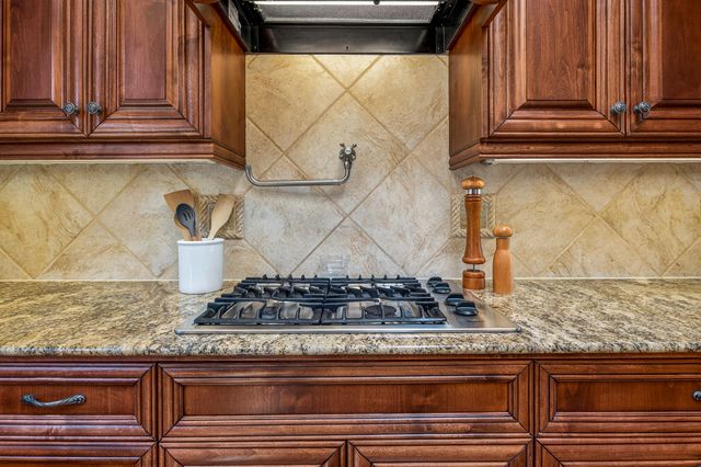 19305 Brookside Way, Bend, OR 97702