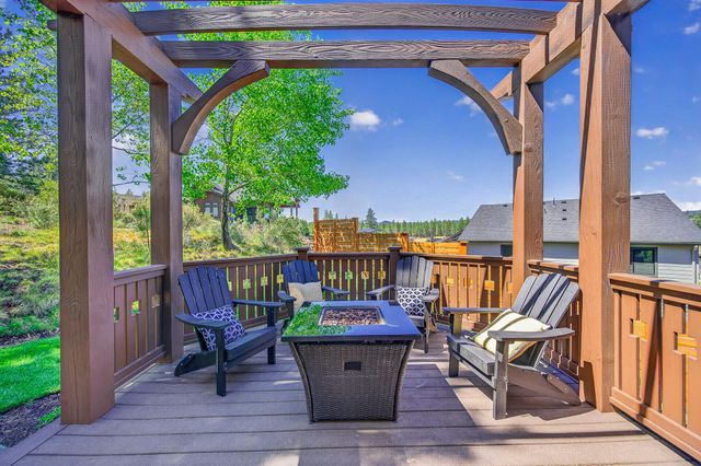 19305 Brookside Way, Bend, OR 97702