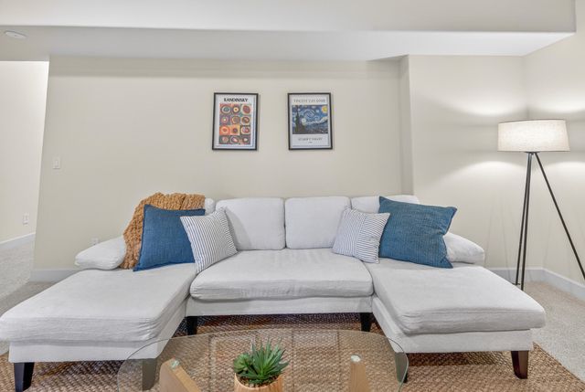 19305 Brookside Way, Bend, OR 97702