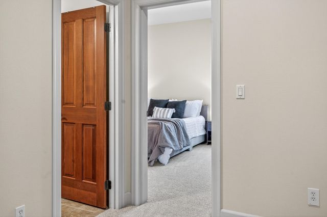 19305 Brookside Way, Bend, OR 97702