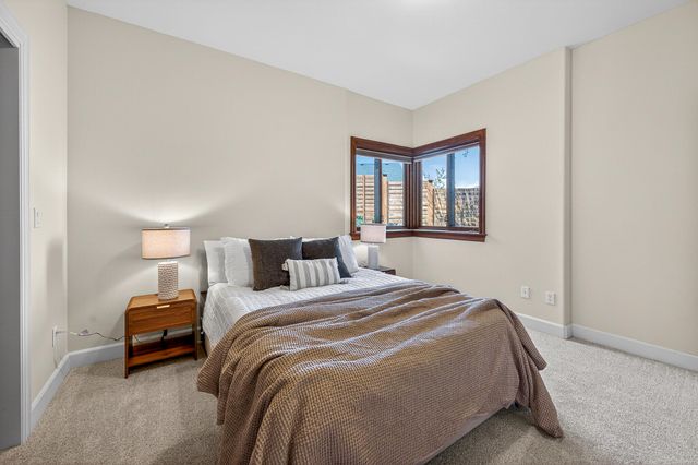 19305 Brookside Way, Bend, OR 97702