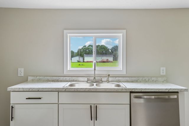 208 Orchard Ln, Bell Buckle, TN 37020