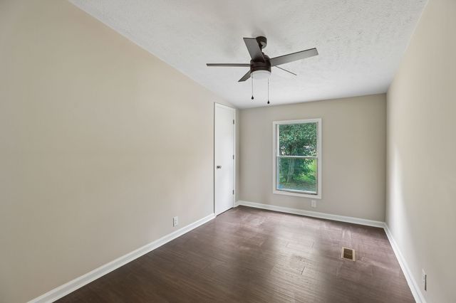 208 Orchard Ln, Bell Buckle, TN 37020