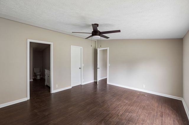 208 Orchard Ln, Bell Buckle, TN 37020