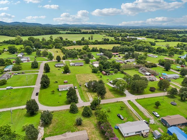 208 Orchard Ln, Bell Buckle, TN 37020