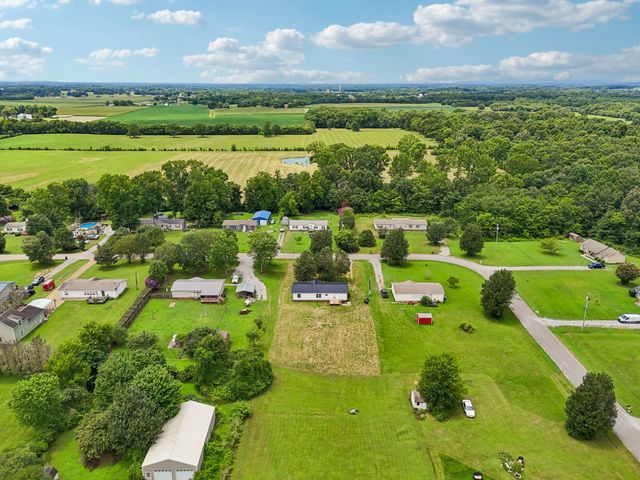 208 Orchard Ln, Bell Buckle, TN 37020