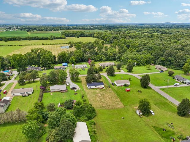 208 Orchard Ln, Bell Buckle, TN 37020