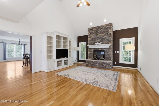 3000 Heather Green Blvd, La Grange, KY 40031