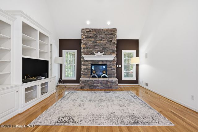 3000 Heather Green Blvd, La Grange, KY 40031