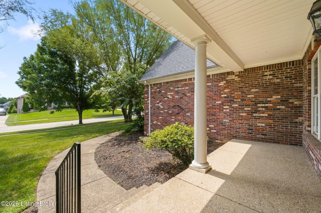 3000 Heather Green Blvd, La Grange, KY 40031