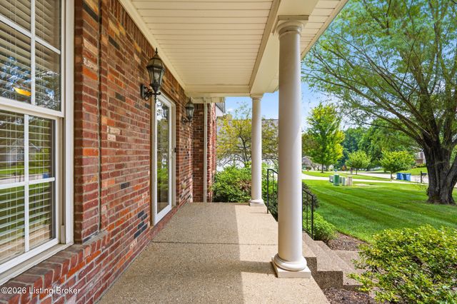 3000 Heather Green Blvd, La Grange, KY 40031